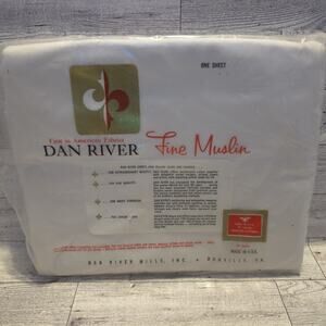 NOS VTG Dan River Fine Muslin All Cotton White Flat Full Bed Sheet 81X108 -USA